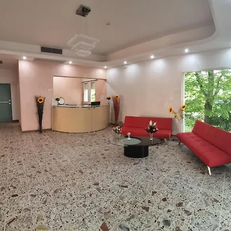 Anny Hotel