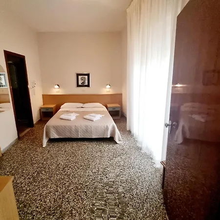 Anny 3* Cervia
