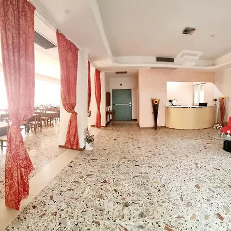 Hotel Anny 3*